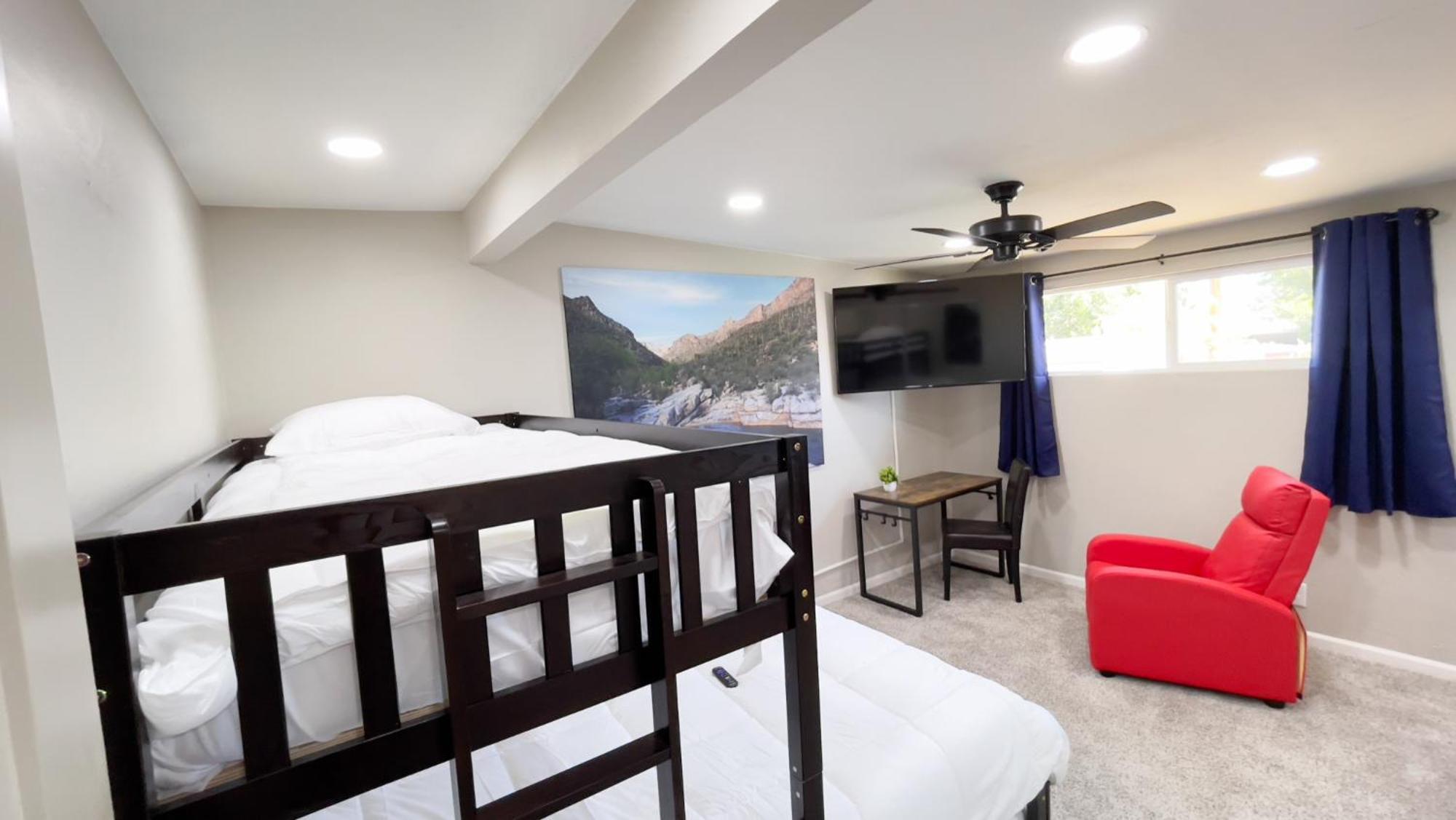 Private Home - Heated Pool, Billiards, Darts, Foosball, Fireplace, 5 Smart Tvs, Bbq, Cotton Bedding - The Saguaro Sanctuary, Pool Heat Optional Tucson Exterior foto